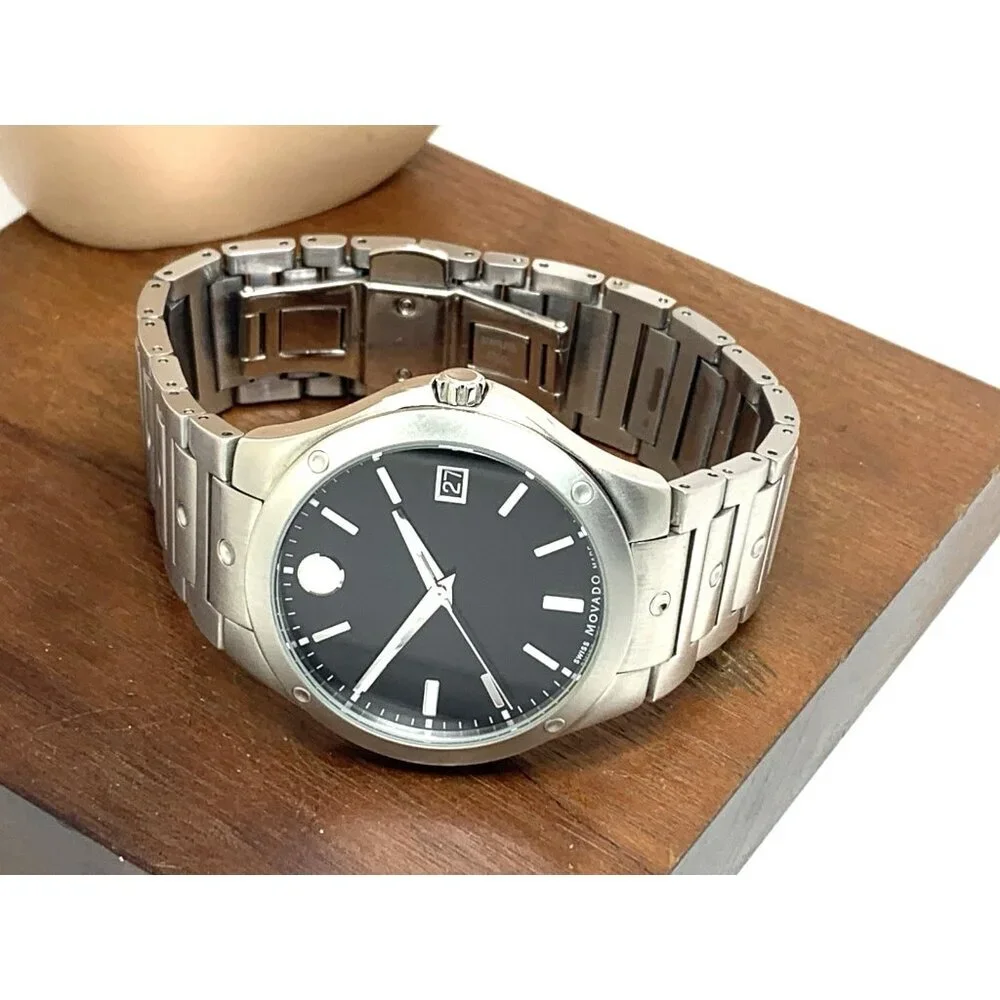 Movado Men's Watch 0607541 SE Black Dial Swiss Quartz Silver Steel 41mm